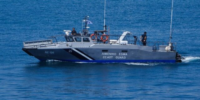 Προσάραξη αλιευτικού με επτά επιβαίνοντες βόρεια της Μακρονήσου