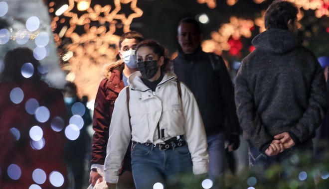 Κορονοϊός: Υποχρεωτική μάσκα μέσα – έξω, διπλή ή KN-95 σε σούπερ μάρκετ και ΜΜΜ από αύριο