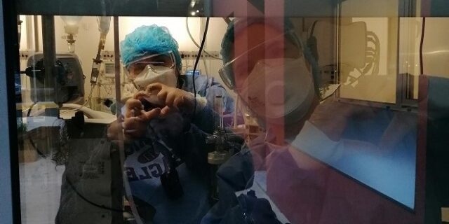 Μαρτυρία στο NEWS 24/7: Ο θάνατος και η ελπίδα, μέσα από τα μάτια μιας νοσηλεύτριας ΜΕΘ