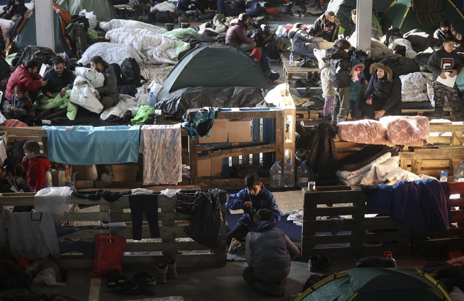 Ο Πούτιν κατηγορεί την Πολωνία ότι χρησιμοποιεί φυτοφάρμακα κατά μεταναστών