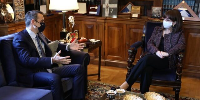 Νέα Μέτρα – Μητσοτάκης: Ανοικτό να ληφθούν και πριν την Πρωτοχρονιά