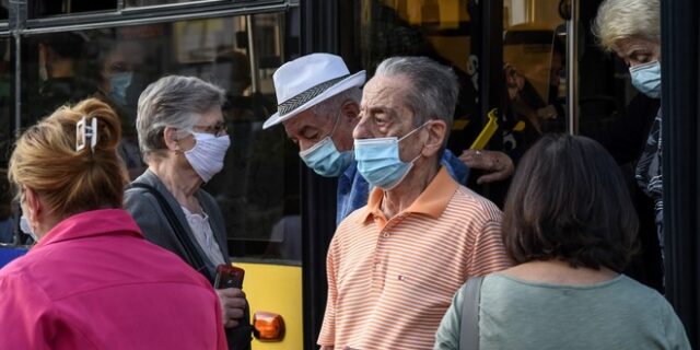 Μαγιορκίνης: Θέμα χρόνου η επικράτηση της Όμικρον και στην Ελλάδα