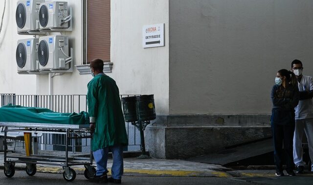 Τζανάκης: Θα υπερβούμε κατά πολύ τους 20.000 νεκρούς