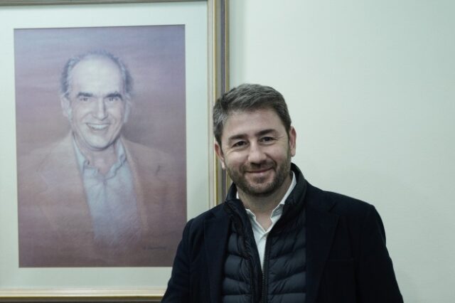 Ο Νίκος Ανδρουλάκης στα γραφεία του ΚΙΝΑΛ: “Πρέπει ο τόπος να αλλάξει σελίδα”