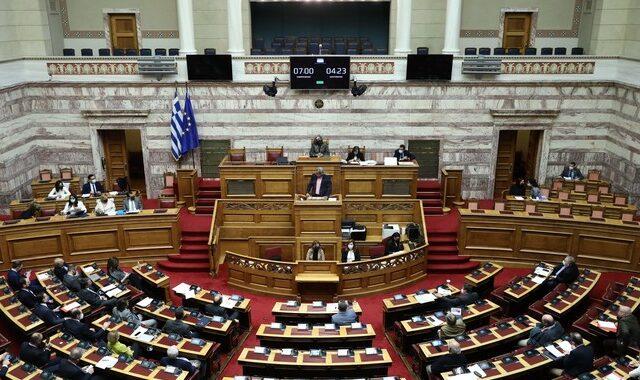 Βουλή: Πυρά της αντιπολίτευσης για το νομοσχέδιο του Υπ. Υγείας