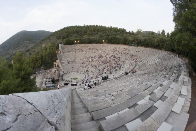 Ακρόαση: Το Εθνικό αναζητεί ηθοποιούς για την Επίδαυρο