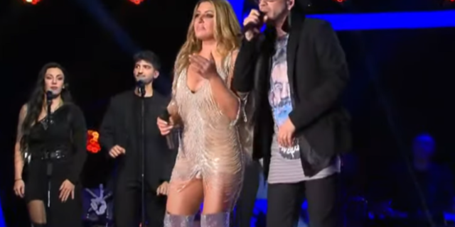 Τελικός – The Voice: Παπαρίζου και Μουζουράκης σε ένα εκρηκτικό ντουέτο