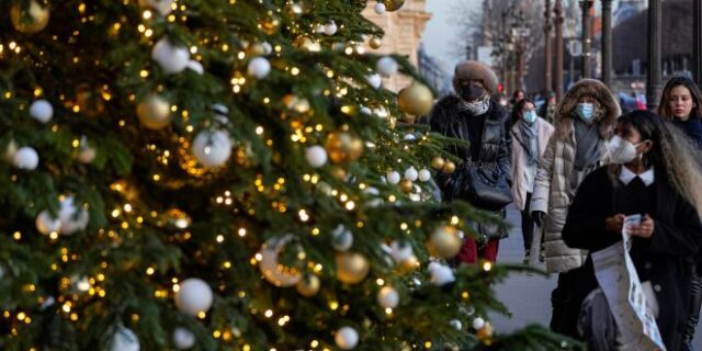 Γαλλία – Κορονοϊός: Ακυρώθηκαν οι εορταστικές εκδηλώσεις στο Παρίσι