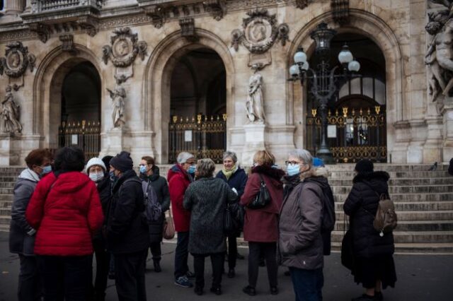 Γαλλία: Εγκρίθηκε το νομοσχέδιο για τη θέσπιση του εμβολιαστικού πάσου