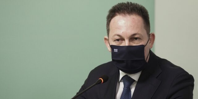 Πέτσας: Άφησε ανοιχτό το θέμα των σχολείων