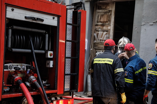 Πάτρα: Φωτιά σε διαμέρισμα πάνω από σούπερ μάρκετ