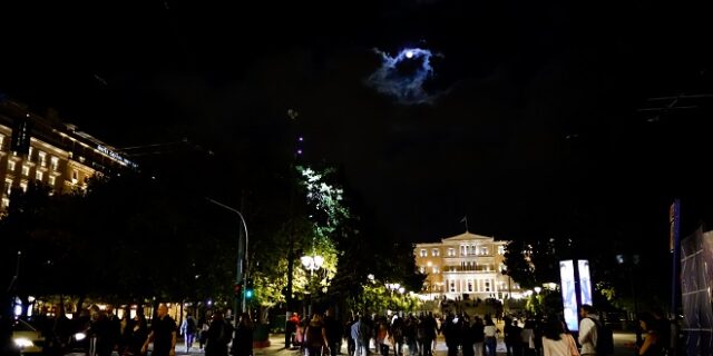 Δήμος Αθηναίων: Δωρεάν Wi-fi σε πολυσύχναστα σημεία της Αθήνας