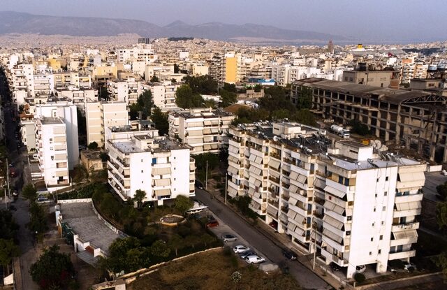 ΑΑΔΕ: Πώς βγαίνει εύκολα ΑΦΜ σε πολυκατοικίες