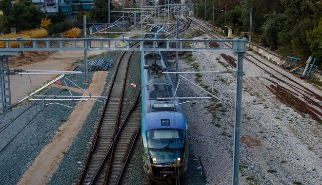 Εκτροχιασμός συρμού του Προαστιακού στον Ρέντη