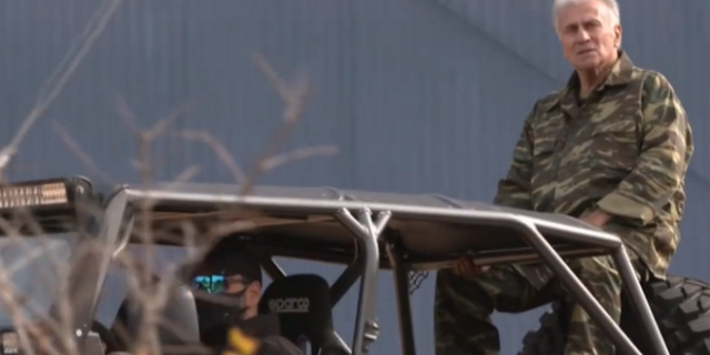 Φάρμα: Η εντυπωσιακή είσοδος του Παναγιώτη Ψωμιάδη – Εμφανίστηκε πάνω σε 4×4