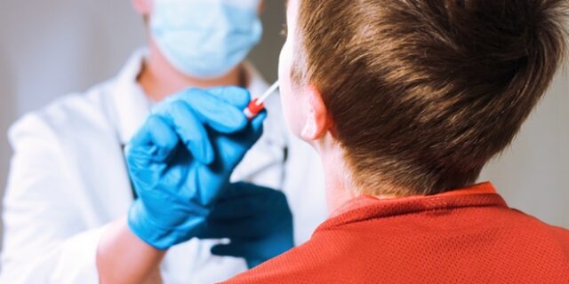 Κορονοϊός: Το 25% των κρουσμάτων είναι ηλικίας 4-18 ετών