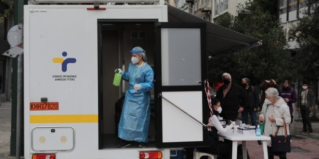 Κορονοϊός: 2.307 νέα κρούσματα σήμερα στην Αττική