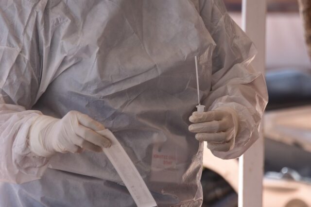 ΕΟΔΥ: Πού θα γίνονται δωρεάν rapid test την Παρασκευή (17/12)