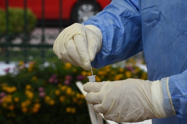 ΕΟΔΥ: Πού θα γίνονται δωρεάν rapid test την Τρίτη (14/12)