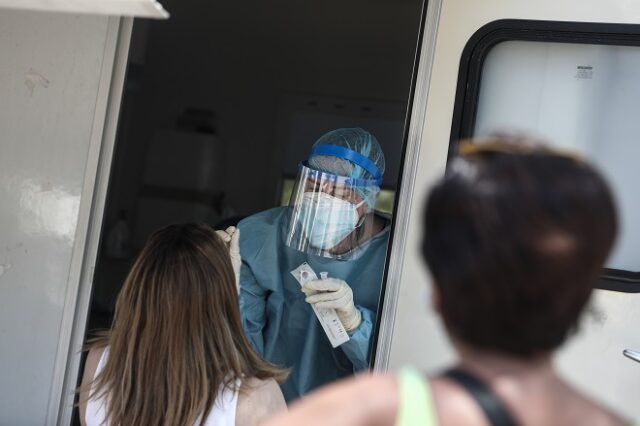 ΕΟΔΥ: Πού θα γίνονται δωρεάν rapid test την Πέμπτη (02/12)