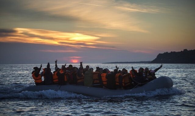 Ναυάγιο στην Πάρο: Εντοπίστηκε ακόμα μία σορός μετανάστη – Στους 17 οι νεκροί