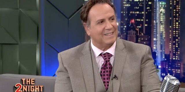 Χάρης Ρώμας: Ο χωρισμός λόγω εμβολίου, η νέα του σειρά και το “Κωνσταντίνου και Ελένης”