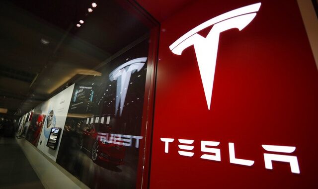 Tesla: Δεύτερη αγωγή εργαζόμενης για σεξουαλική παρενόχληση και αντίποινα σε ένα μήνα