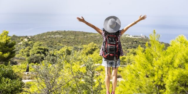 Κοινωνικός Τουρισμός: Πότε ξεκινά το πρόγραμμα – Πού θα δείτε αν είστε δικαιούχος