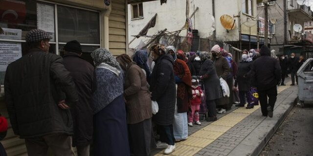 Τουρκία: Τους 80.000 πλησιάζουν οι νεκροί από κορονοϊό – Πάνω από 9 εκατ. τα κρούσματα