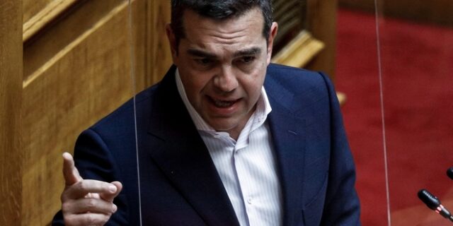 Τσίπρας για πρόστιμο: Το τελευταίο στάδιο της αποτυχίας είναι ο αυταρχισμός