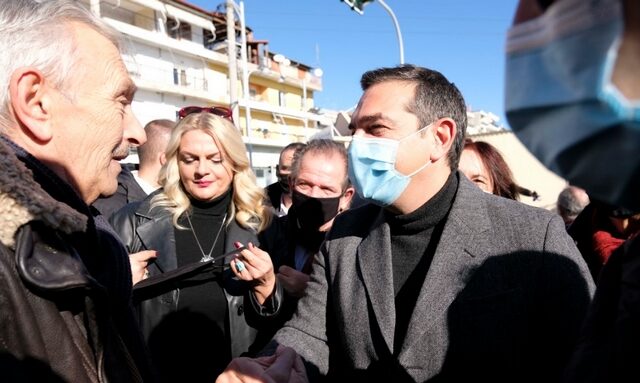 Τσίπρας: Αρνητής της ανάγκης ύπαρξης ΜΕΘ ο Μητσοτάκης
