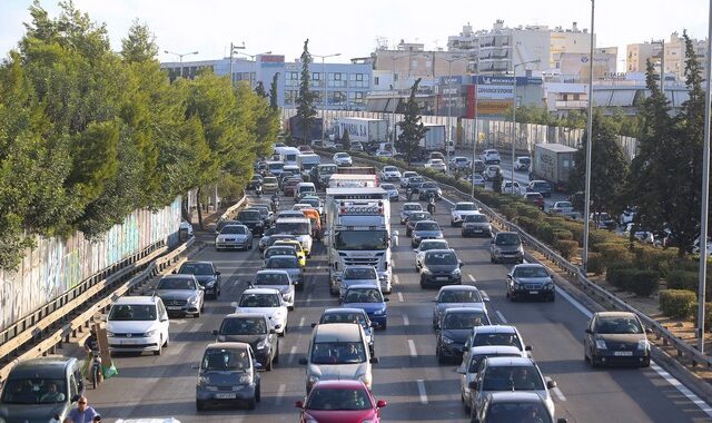 Κίνηση στους δρόμους: Κυκλοφοριακό χάος στον Κηφισό – LIVE ΧΑΡΤΗΣ