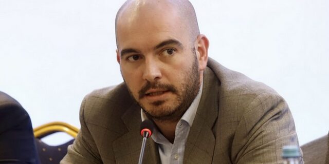 Ευ. Βασιλικός στο NEWS 24/7: Τα νέα ξενοδοχεία στην Αθήνα δεν θα βοηθήσουν σε τίποτα αν δεν υπάρχουν οι επισκέπτες