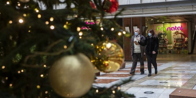Καπραβέλος: “Θα έχουμε εκατόμβη νεκρών μέχρι τα Χριστούγεννα”