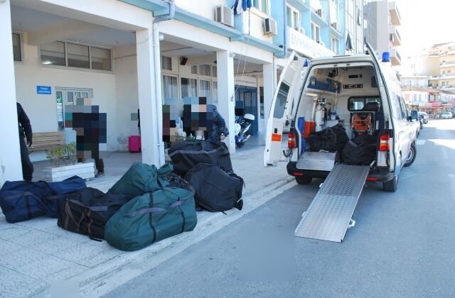 Ηγουμενίτσα: Μετέφερε με ασθενοφόρο σχεδόν 320 κιλά κάνναβης