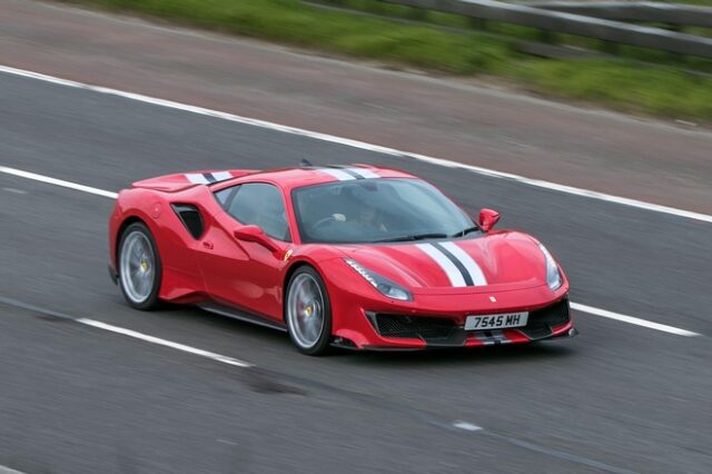Τζώρτζης Μονογυιός: Αυτό είναι το μοντέλο της Ferrari, που οδηγούσε στο μοιραίο τροχαίο