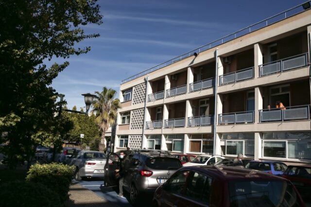 Νοσοκομείο Γεννηματάς: Άνδρας με μαχαίρι και μπιτόνι βενζίνης απειλούσε να αυτοπυρποληθεί