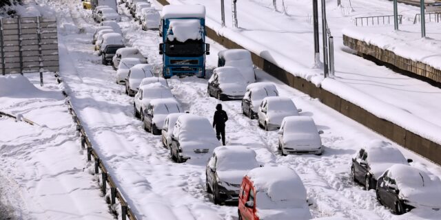 Τι δεν έκανε η πολιτεία για να μην εγκλωβιστούμε στους δρόμους της Αττικής