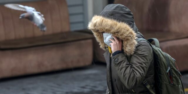 Κακοκαιρία Ελπίδα: “Ηρεμεί” το επόμενο τριήμερο – Δύο νέες διαταραχές από το Σαββατοκύριακο