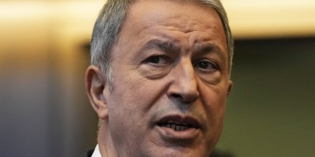 Ακάρ: Έθεσε πάλι θέμα αποστρατιωτικοποίησης των νησιών του Αιγαίου με απειλές