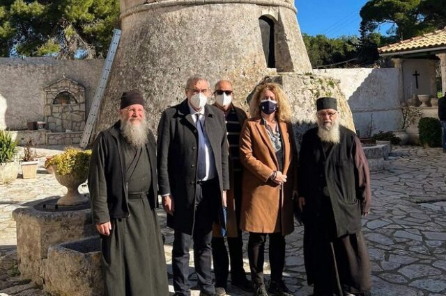 Ζάκυνθος: Διαμαρτυρία του Μητροπολίτη στον Κ. Μητσοτάκη για τον βουλευτή με τους αρνητές μοναχούς