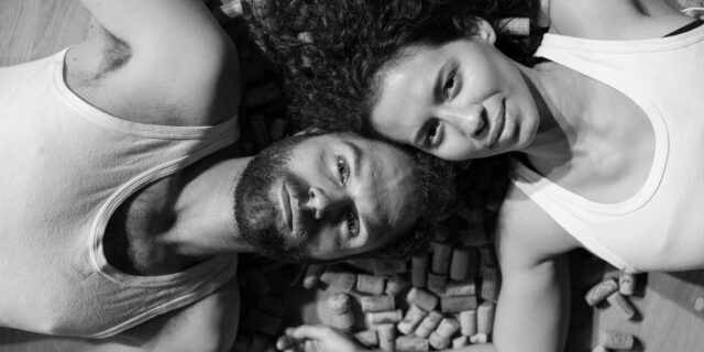 Τι συμβαίνει όταν ο καρκίνος σε αναγκάζει να αναλάβεις τη φροντίδα του συντρόφου σου;