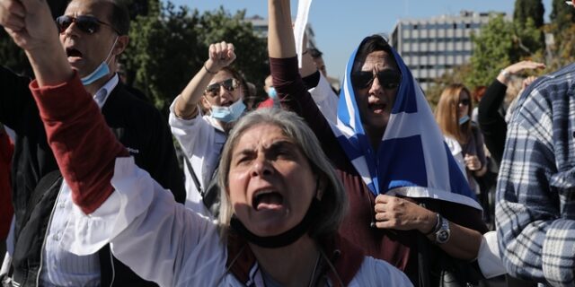Πόσοι είναι και γιατί δεν εμβολιάζονται οι αρνητές στην Ελλάδα