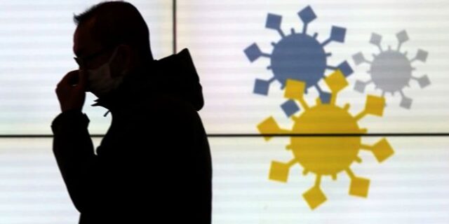 Γερμανός ιολόγος: “Η πανδημία έχει τελειώσει, βιώνουμε το πρώτο ενδημικό κύμα του SARS-CoV-2”