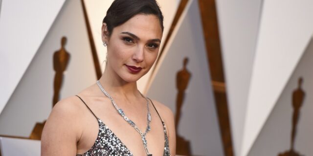 Η Gal Gadot το παραδέχεται: “Το βίντεο του Imagine ήταν κακόγουστο”