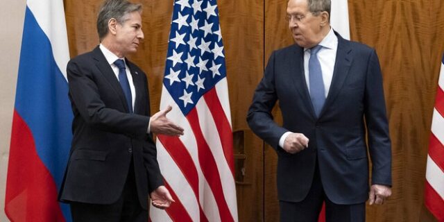 “Τελεσίγραφο” Μπλίνκεν σε Λαβρόφ: Τεράστιες επιπτώσεις για Ρωσία εάν κινηθεί επιθετικά