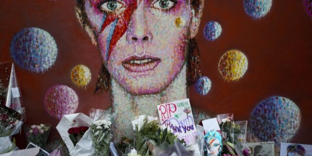 Η δεύτερη ζωή του David Bowie