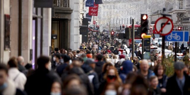 Ολοένα και περισσότεροι Βρετανοί μετανιώνουν για τo Brexit