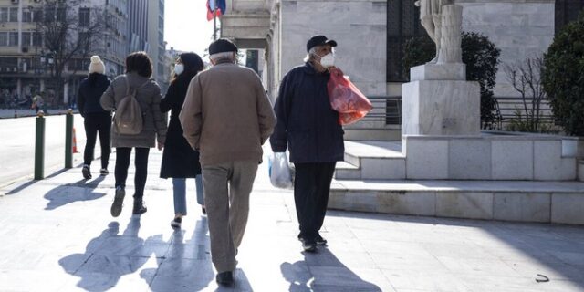 Κορονοϊός – Διασπορά: “Στο κόκκινο” Αχαϊα, Κρήτη, Θεσσαλία – Ανησυχία για Αθήνα – Θεσσαλονίκη