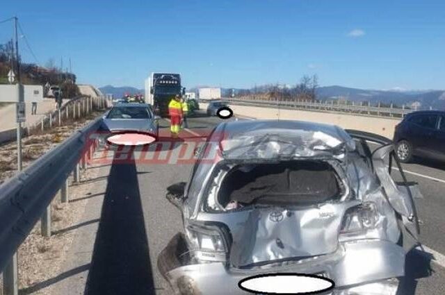 Τραγωδία στην ΕΟ Πατρών – Αθηνών: Νεκρή 22χρονη που παρασύρθηκε από φορτηγό